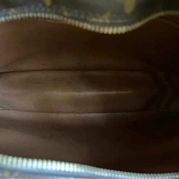 100% Authentic Louis Vuitton Vintage Monogram Canvas Nile Messenger Bag - Picture 6 of 16